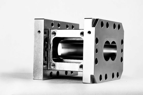 58 Çift Vidalı Açık Namlu, İkiz Ekstruder Makine Parçaları Yüksek Sertlik